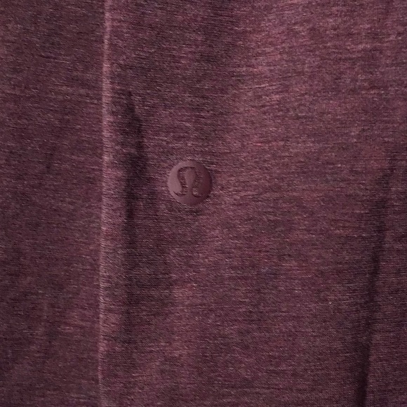 Lululemon Men’s Long Sleeve Tee Purple Red Crew T-Shirt ESTIMATED Large - Picture 9 of 9